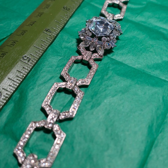 Carolee spectacularly sparkly bracelet - Picture 3 of 7